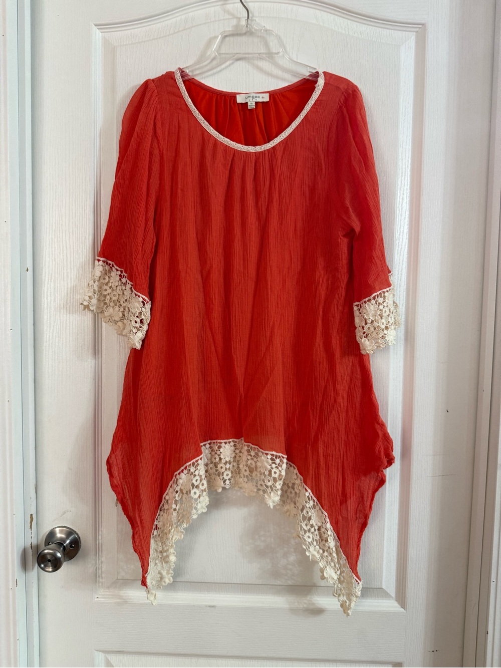 Umgee Women’s Crochet Trim Tunic Top Sz XL. SP-94